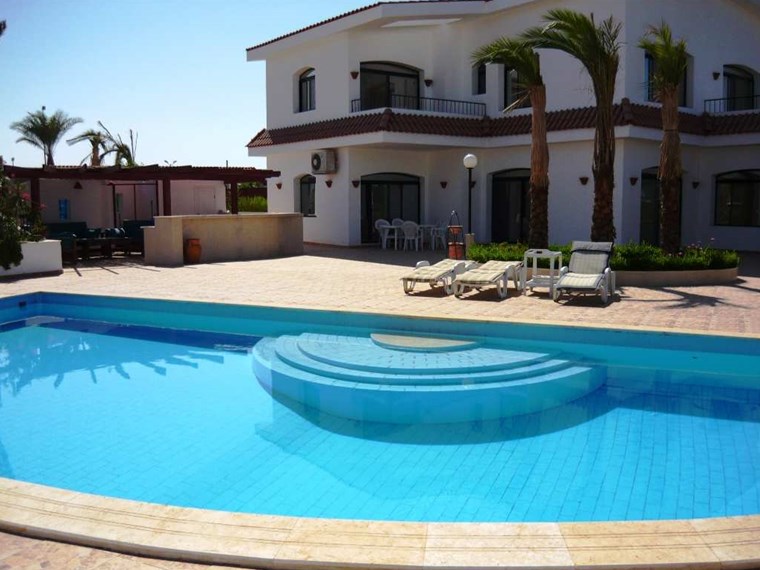 Exclusive Villa With Privet Beach For Sale 