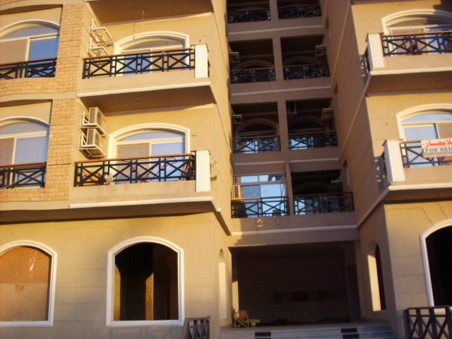 3 Bedroom Apartment In El Kawther For Rent 